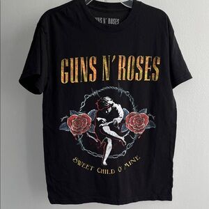 Guns N' Roses Black Graphic Tee - Sweet Child O' Mine
